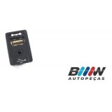 Entrada Porta Usb Aux Hilux Sw4 2017 B4582