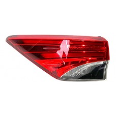 Lanterna Esquerda Led Carroc Original Toyota  Sw4 2017 H1896