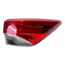 Lanterna Direita Led Carroc Original Toyota  Sw4 2017 H1898